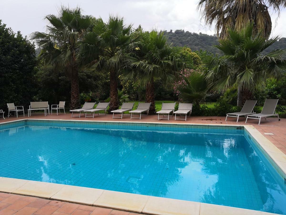 Villa Dei Leoni Santa Tecla Exterior foto