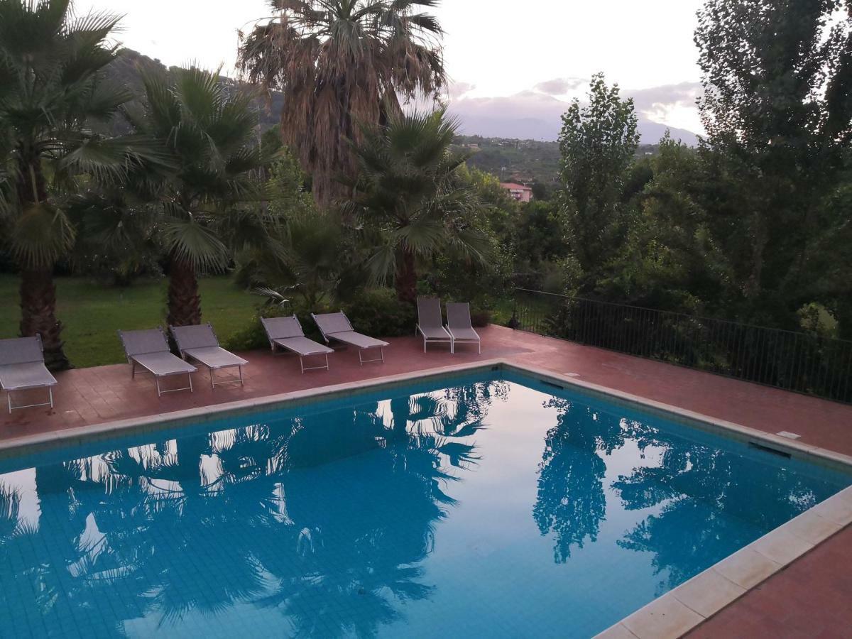 Villa Dei Leoni Santa Tecla Exterior foto